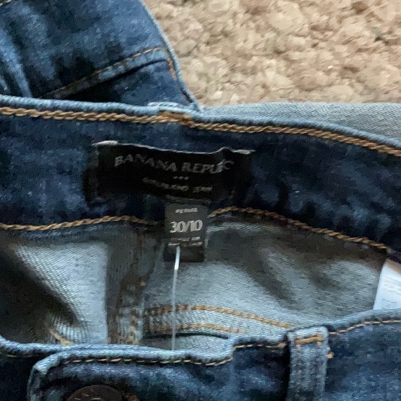 NWT Banana Republic Low Rise Girlfriend Jeans - Picture 5 of 10